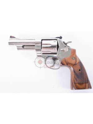 S&W 29 Classic .44 4" - Nickel