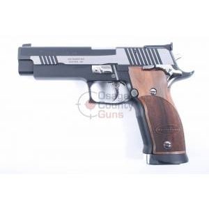 Sig Sauer P226 X-Five 9mm Black & White