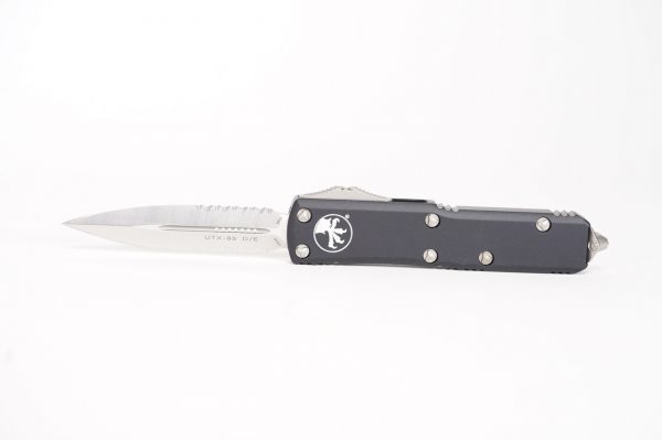 Microtech UTX-85 D/E Satin Partial Serration